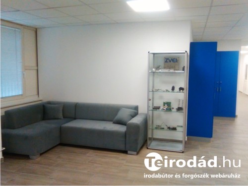 Egyedi gyártású recepcióbútor, kanapé, szekrény